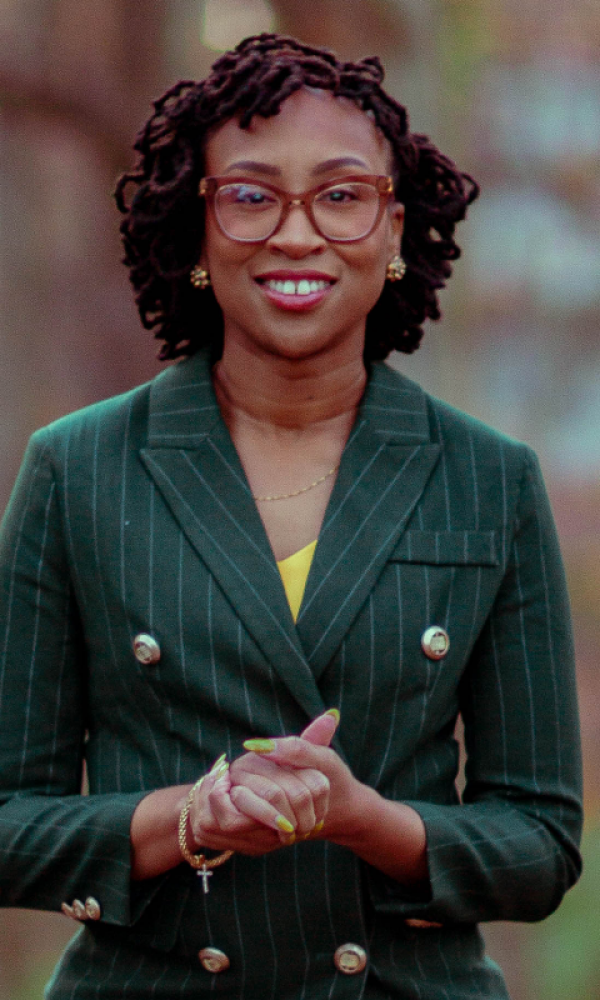 Ericka Seward Headshot