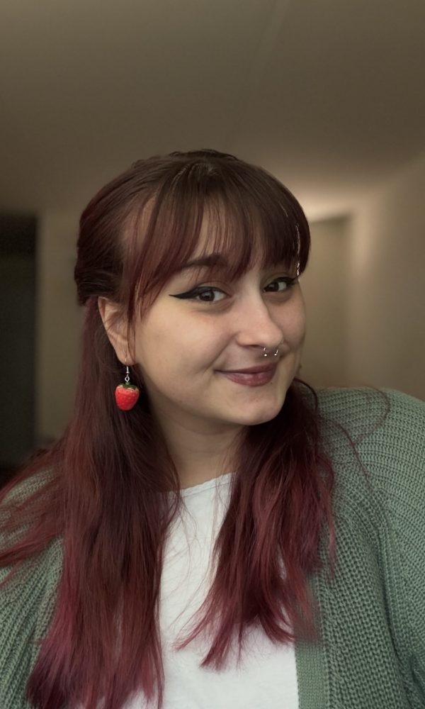 Hayley Moore headshot